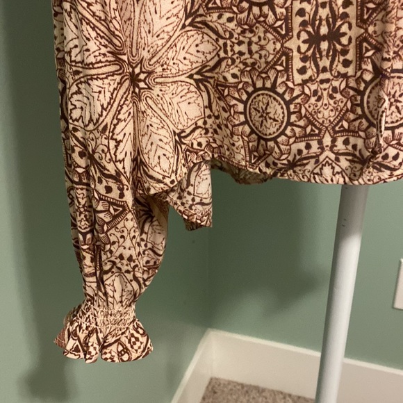 Free People Printed Ruffle Tie V-Neck Blouse - Picture 3 of 14